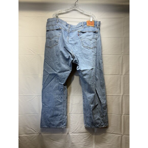 Levi’s 501 Light Wash Button Fly Jeans Straight Leg Relaxed Fit Men’s W48 L30 - Picture 3 of 7